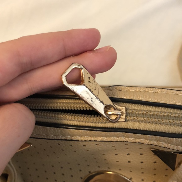 MK🤩 Light Brown Purse - Picture 9 of 9